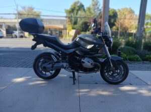 BMW R1200R