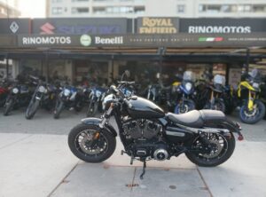 SWM STORMBREk 1200 V2 (HARLEY SPORTER 1200)